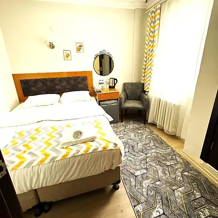 Kestanbol 호텔 2*